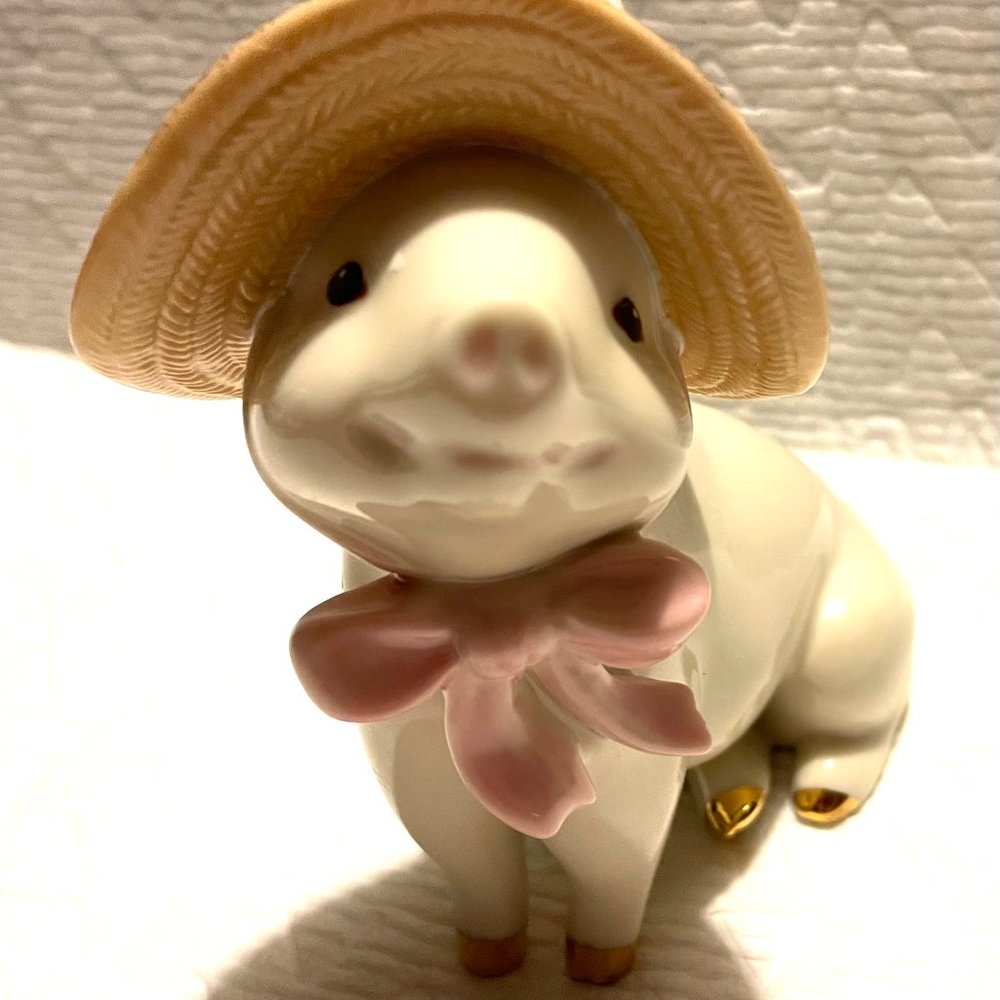 LENOX Porcelain Adorable Pig "Sadie's Sunday Best"